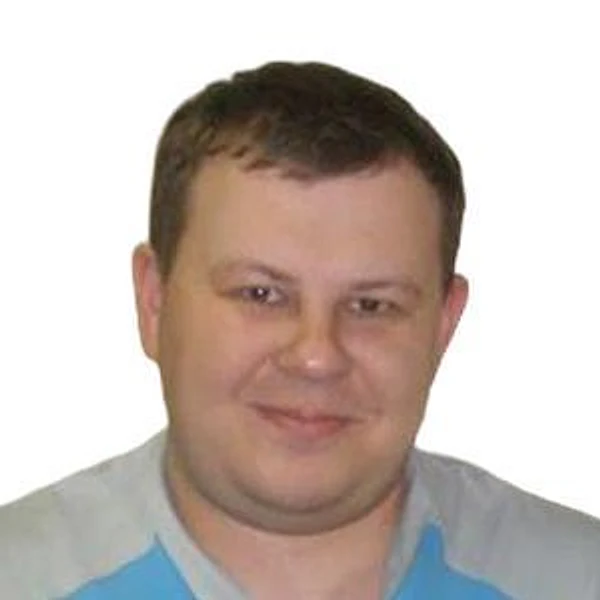 Тутов Роман Александрович — Онколог, Курск
