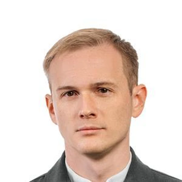 Ибрагимов Антон Русланович — Стоматолог, Курск