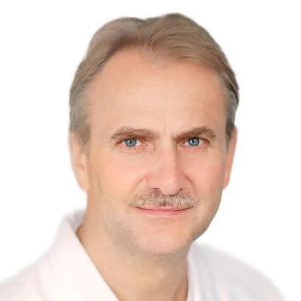 Евграфов Олег Анатольевич — Стоматолог, Стоматолог-ортопед, Курск