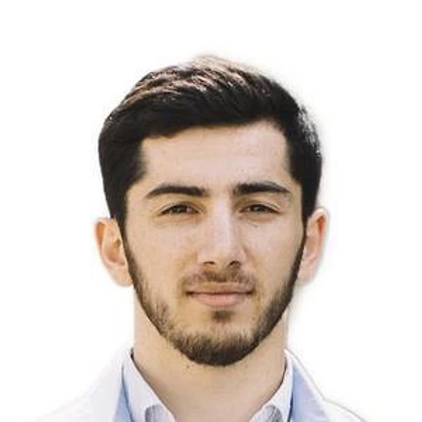 Магомедов Ахмед Замирович — Стоматолог-хирург, Кингисепп