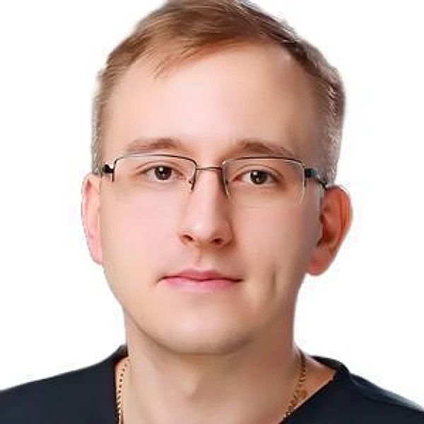Петрухненко Евгений Александрович — Детский офтальмолог, Офтальмолог (окулист), Офтальмолог-хирург, Хабаровск