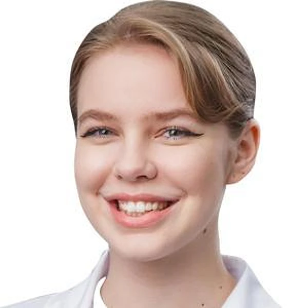Акбулатова Мария Денисовна — Стоматолог, Детский стоматолог, Мурманск