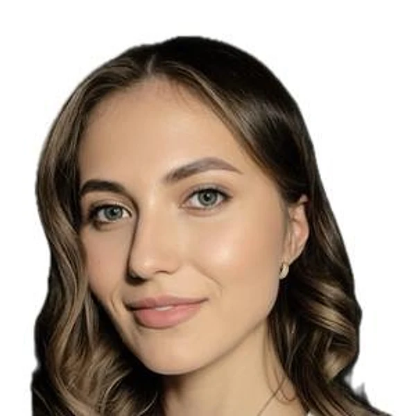 Самбурова Кристина Михайловна — Стоматолог-хирург, Москва