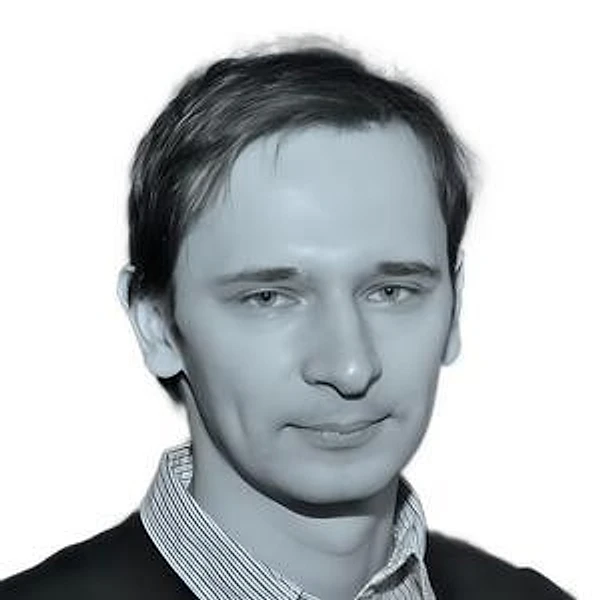 Иванников Роман Анатольевич — Стоматолог-хирург, Москва