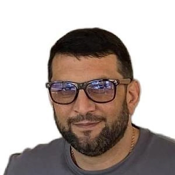 Саносян Масис Гегамович — Стоматолог, Детский стоматолог-хирург, Стоматолог-хирург, Краснодар
