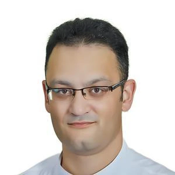 Мкртчян Михаил Арменакович — Невролог, Мануальный терапевт, Калининград