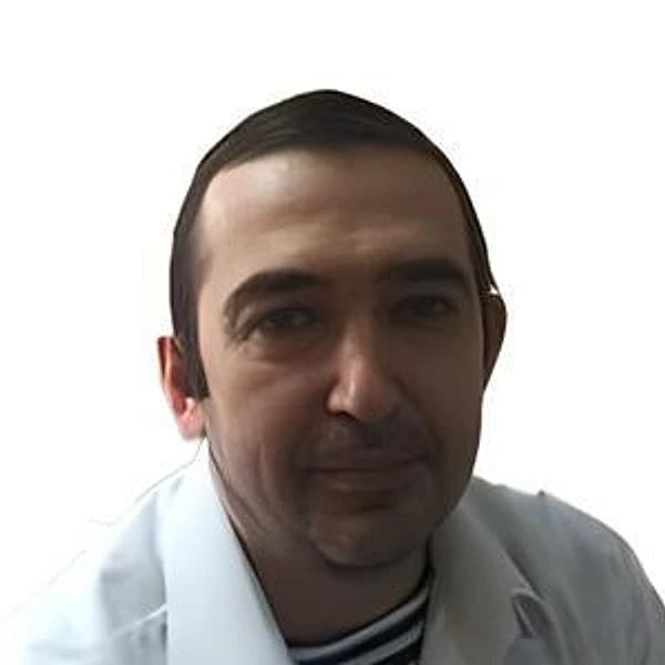 Клюев Артем Григорьевич — Стоматолог-хирург, Донецк (ДНР)