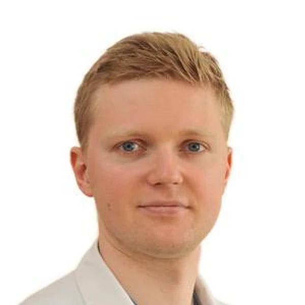 Кондратенков Артур Александрович — Ортопед, Травматолог, Мурманск
