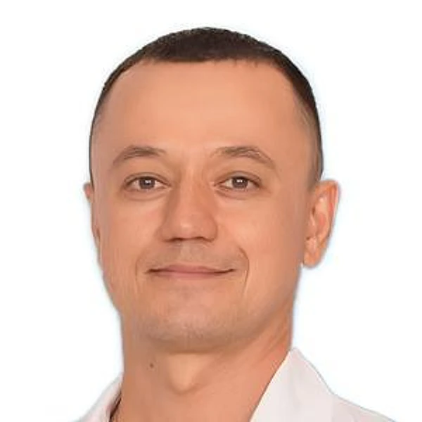 Сибгатуллин Рустам Ренатович — Ортопед, Травматолог, Новороссийск