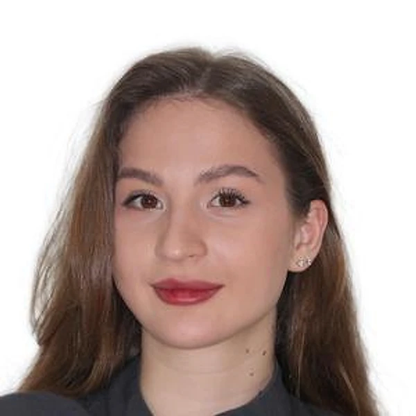 Хусаинова Камила Рамилевна — Стоматолог, Москва
