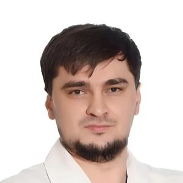 Ганатов Ибрагим Русланович — Офтальмолог (окулист), Грозный