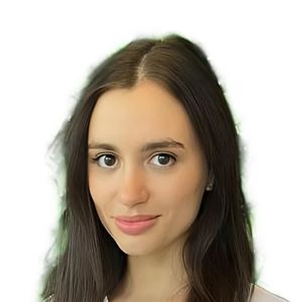 Большакова Арина Дмитриевна — Стоматолог-ортодонт, Архангельск