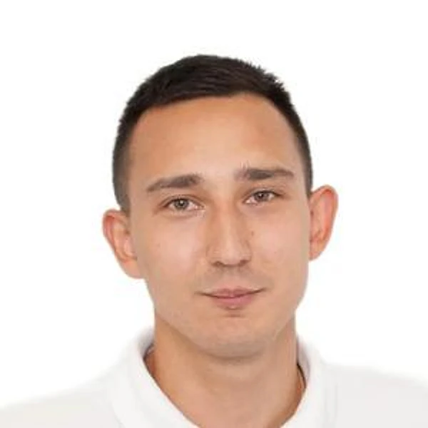 Абрамов Руслан Владимирович — Стоматолог-хирург, Стоматолог-имплантолог, Новосибирск