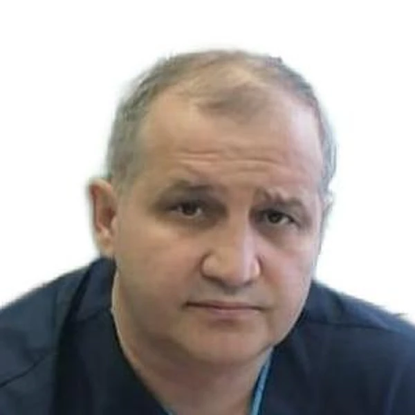 Корнеев Марат Маулудович — Хирург, Усть-Джегута