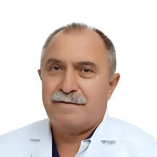 Чермит Руслан Байзетович — Анестезиолог-реаниматолог, пос. Яблоновский