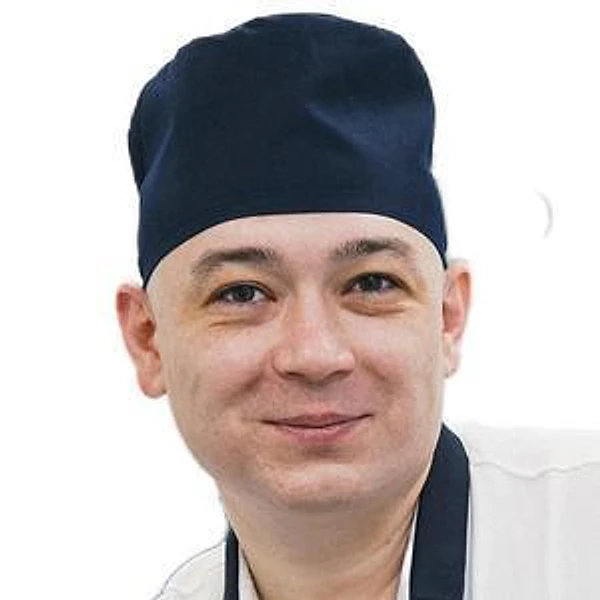 Хуснутдинов Ислам Ильдузович — Стоматолог-хирург, Детский стоматолог-хирург, Стоматолог-имплантолог, Набережные Челны