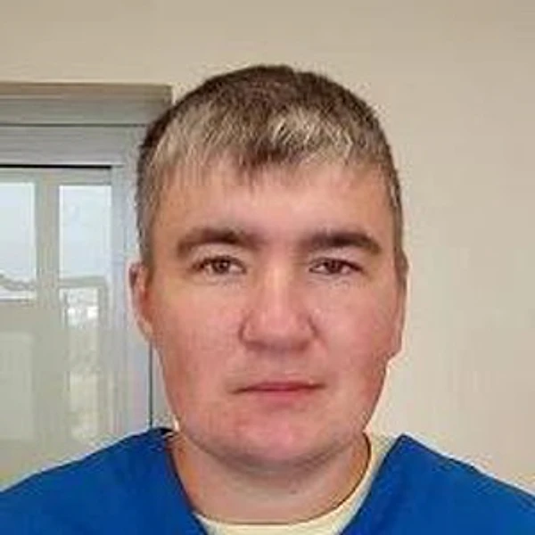 Сенгатуллин Айдар Камилевич — Стоматолог, Набережные Челны