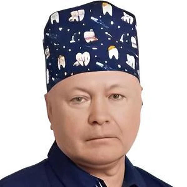 Давыденко Александр Федорович — Стоматолог, Стоматолог-хирург, Усолье-Сибирское