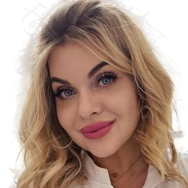 Иванова Оксана Николаевна — Врач-косметолог, Великий Новгород