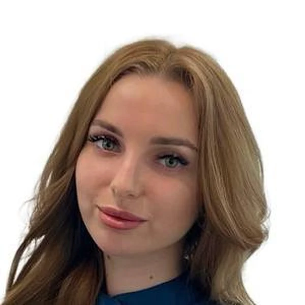 Бурлакова Камилла Вадимовна — Стоматолог-ортодонт, Омск
