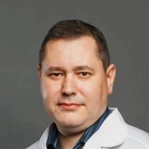 Поздняков Денис Александрович — Нейрохирург, Ярославль