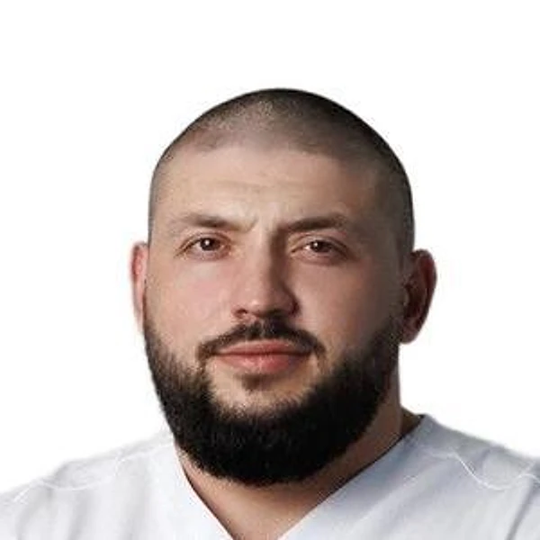 Чинай Руслан Музафарович — Стоматолог, Бахчисарай