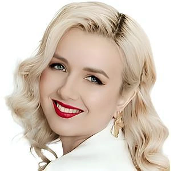 Олейникова Екатерина Олеговна — Стоматолог, Королёв