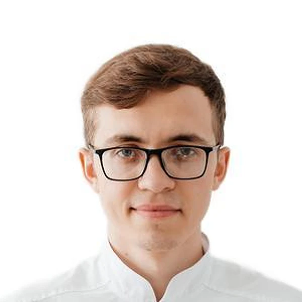 Шенкнехт Максим Витальевич — Стоматолог, Курган