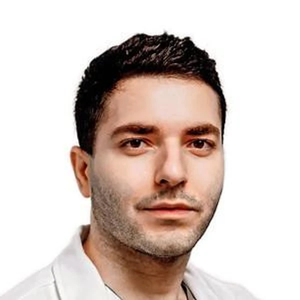 Касанов Вугар Музаффарович — Сосудистый хирург (ангиохирург), Кардиолог, Флеболог, Москва