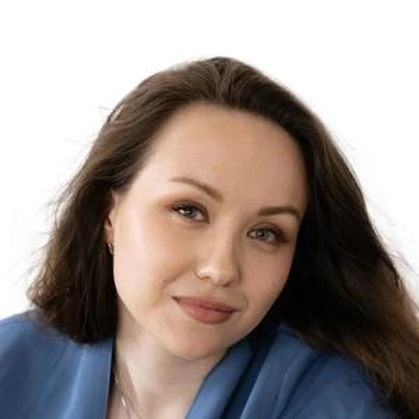 Шарипова Юлия Вадимовна — Врач-косметолог, Томск