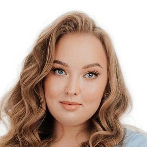 Садовникова Дарина Евгеньевна — Стоматолог, Детский стоматолог, Санкт-Петербург
