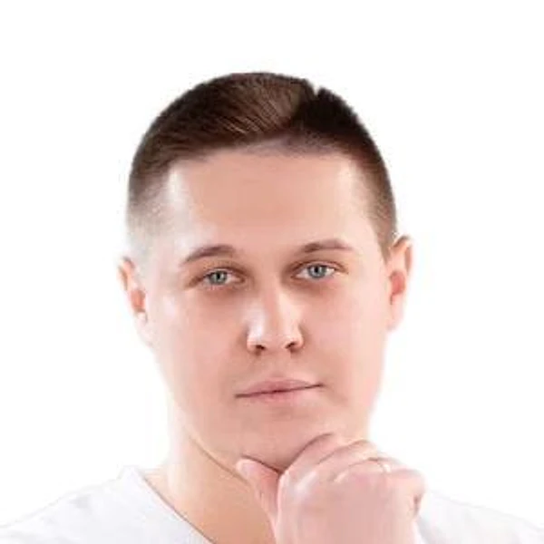 Симонов Владислав Олегович — Пластический хирург, Тула