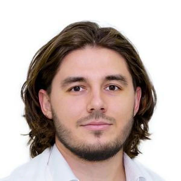 Цымбал Артём Валерьевич — Пластический хирург, Москва