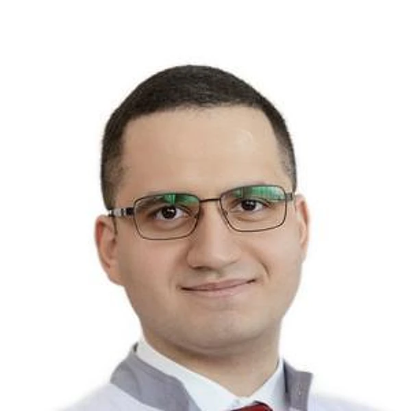 Минасян Эдуард Каренович — Детский стоматолог-хирург, Стоматолог-хирург, Оренбург