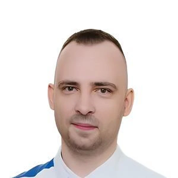 Иванов Максим Сергеевич — Оптометрист, Томск