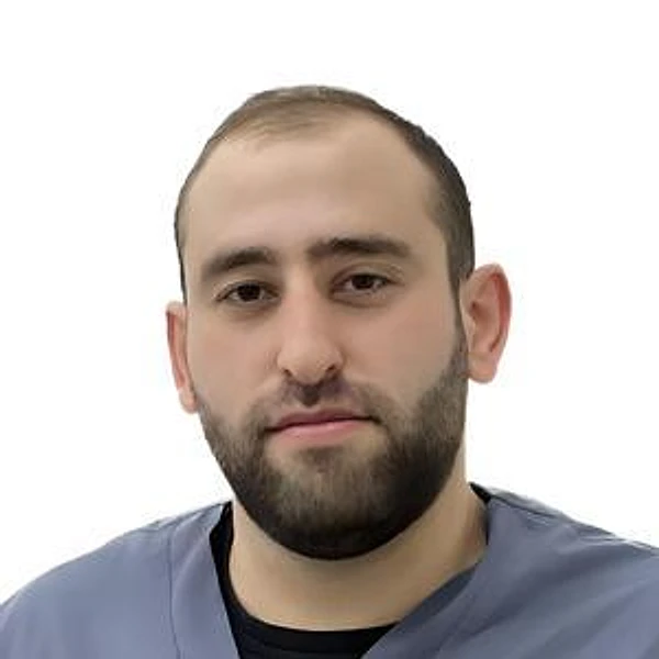 Гамдулаев Заур Акифович — Стоматолог, Дербент