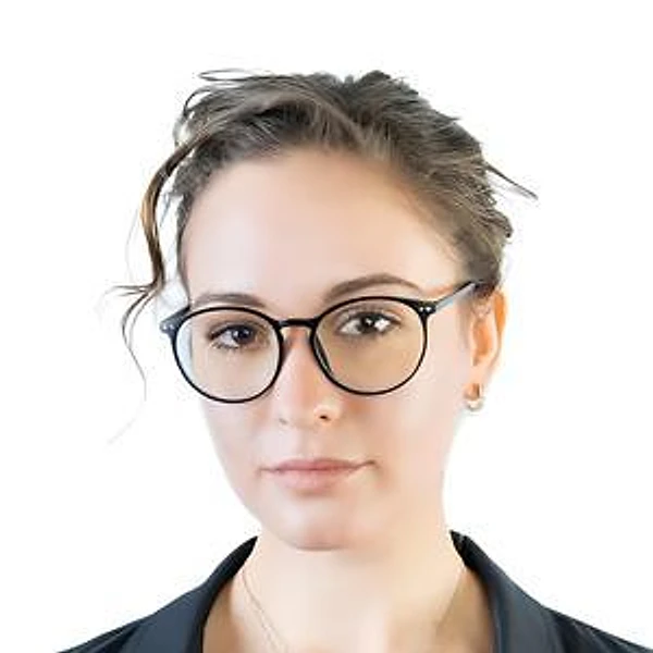 Арцрумян Арина Сергеевна — Стоматолог-хирург, Одинцово
