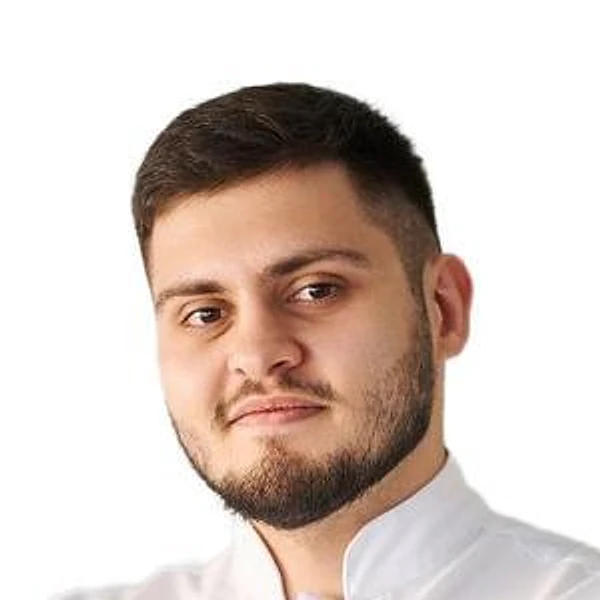 Мовсисян Дмитрий Игнатович — Стоматолог, Екатеринбург