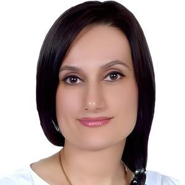 Амбарцумова Элина Сергеевна — Подолог-эстетист, Саратов