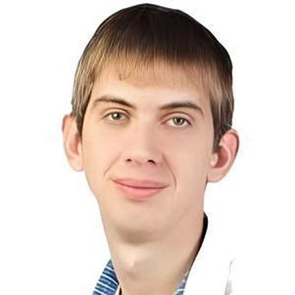 Пашкульский Илья Сергеевич — Стоматолог-хирург, Челюстно-лицевой хирург, Златоуст