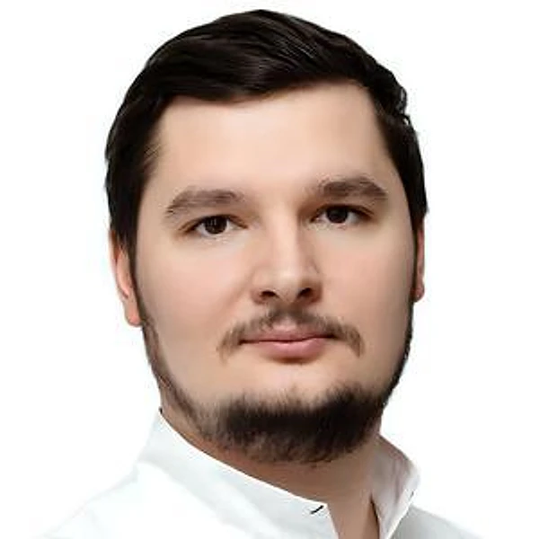 Титов Роман Владимирович — Стоматолог, Москва