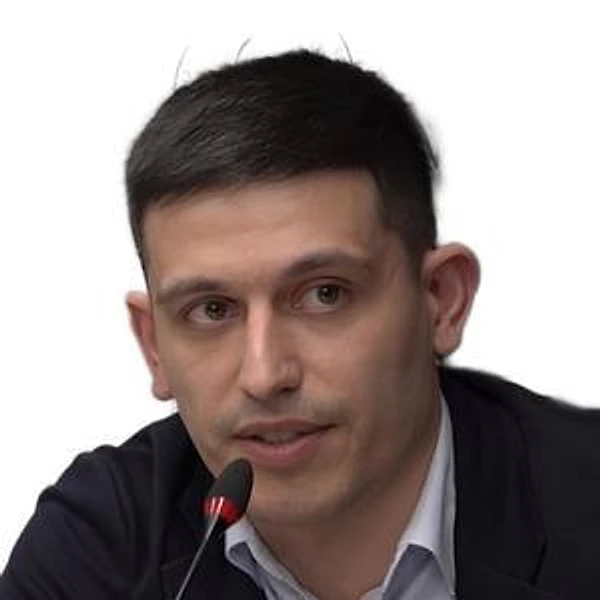 Алиев Арсен Камильевич — Хирург, Санкт-Петербург