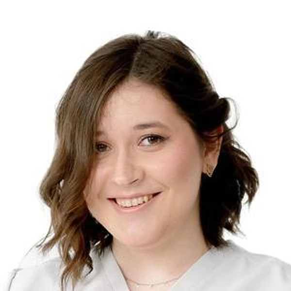 Гарифуллина Алина Ахатовна — Стоматолог, Уфа