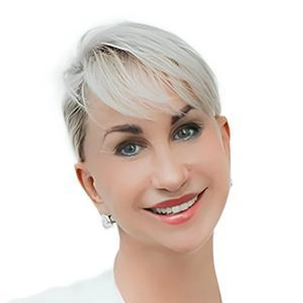 Калиниченко Ирина Александровна — Врач-косметолог, Дерматовенеролог, Владивосток