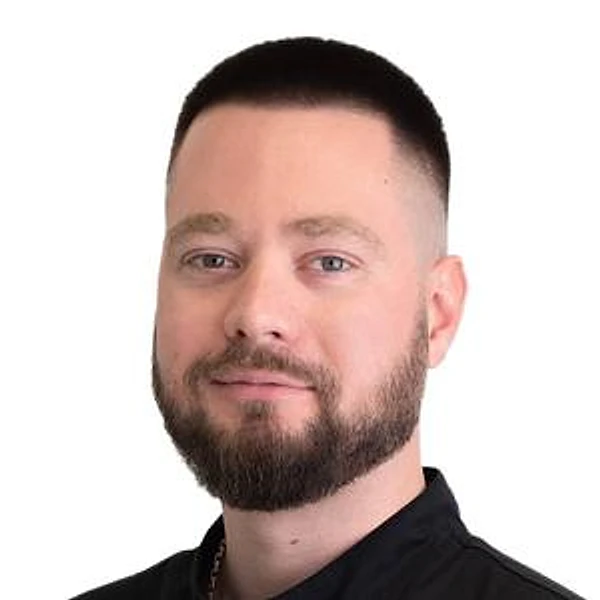 Тащан Евгений Арсенович — Стоматолог-ортопед, Стоматолог-имплантолог, Стоматолог-хирург, Севастополь