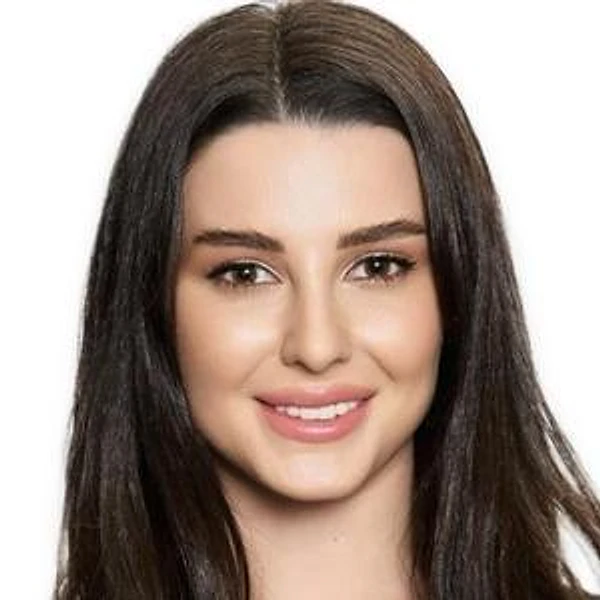 Абакарова Зарина Гаджишамхаловна — Стоматолог-ортодонт, Детский ортодонт, Москва