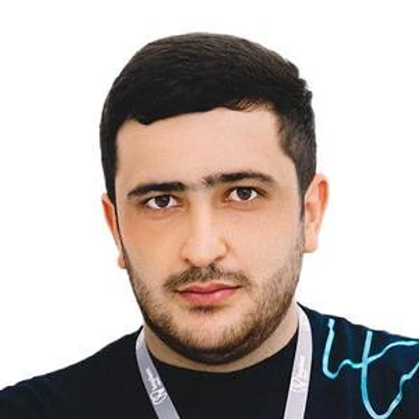 Ванцян Георгий Шагенович — Стоматолог, Стоматолог-эндодонтист, а. Новая Адыгея