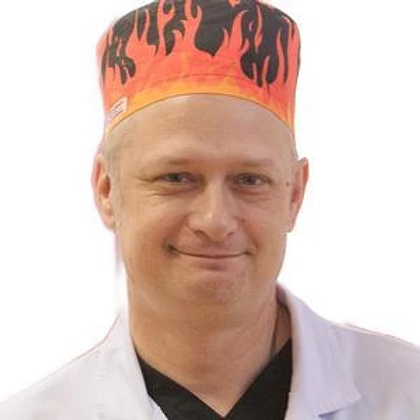 Микуров Александр Алексеевич — Хирург, Челябинск