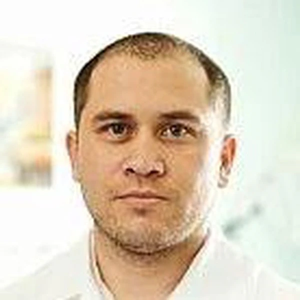 Исмагилов Роман Кабирович — Ортопед, Детский ортопед, Детский травматолог, Травматолог, Челябинск