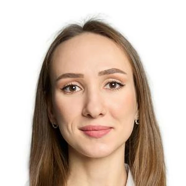 Акбердина Ксения Сергеевна — Стоматолог-хирург, Волгодонск